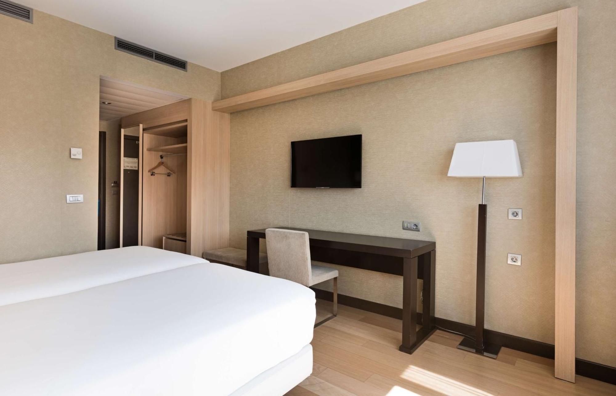 Nh Madrid Ribera Del Manzanares Otel Dış mekan fotoğraf