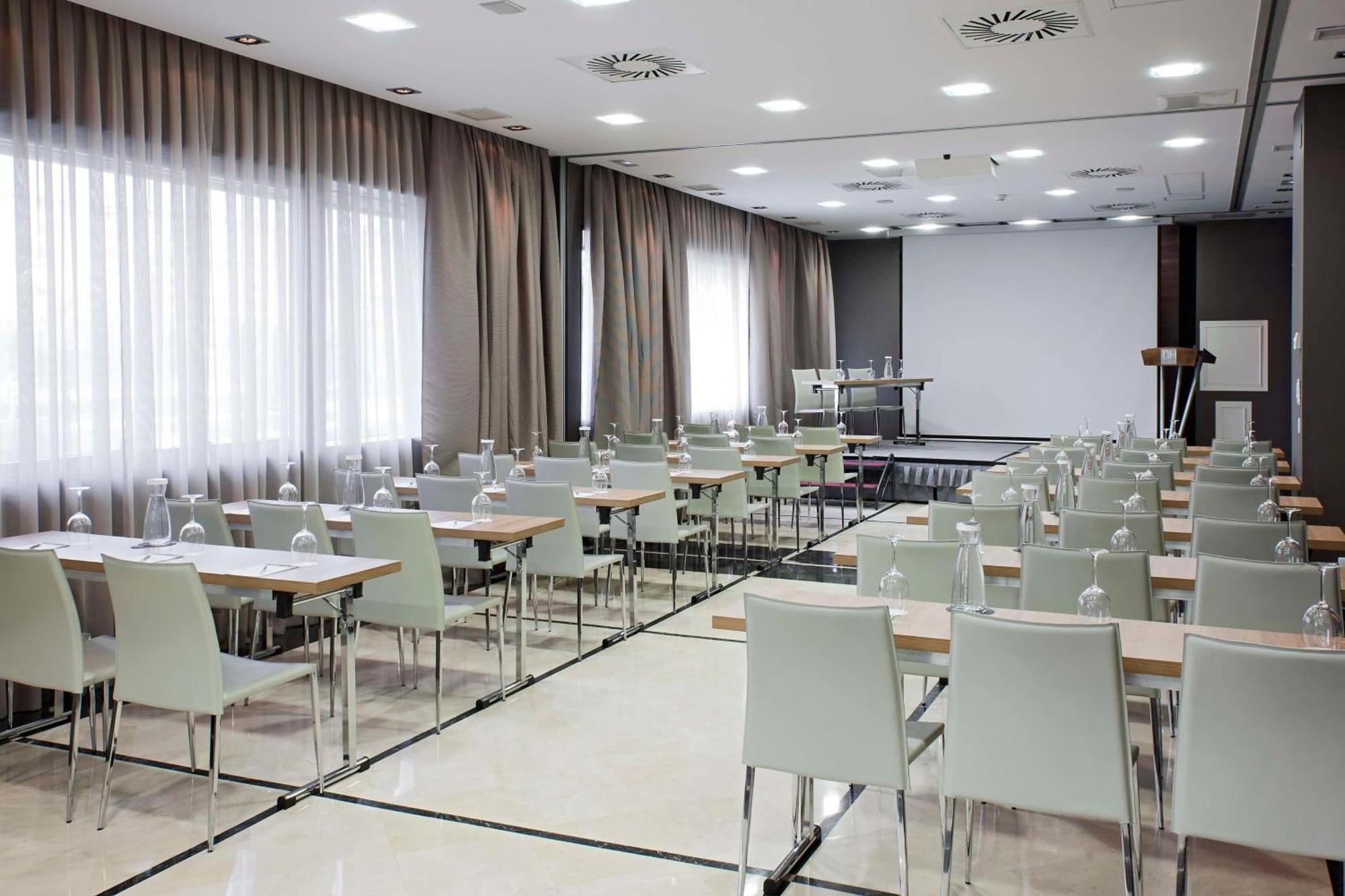 Nh Madrid Ribera Del Manzanares Otel Dış mekan fotoğraf