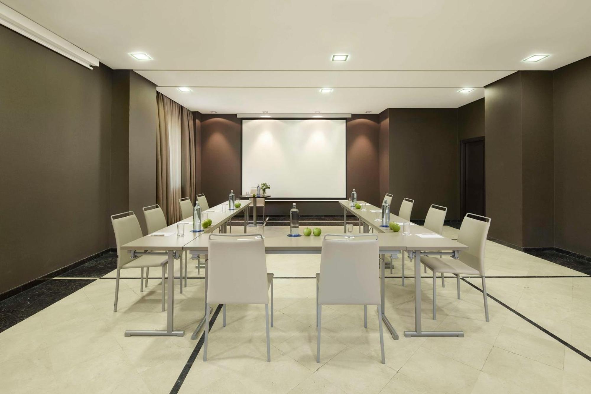 Nh Madrid Ribera Del Manzanares Otel Dış mekan fotoğraf