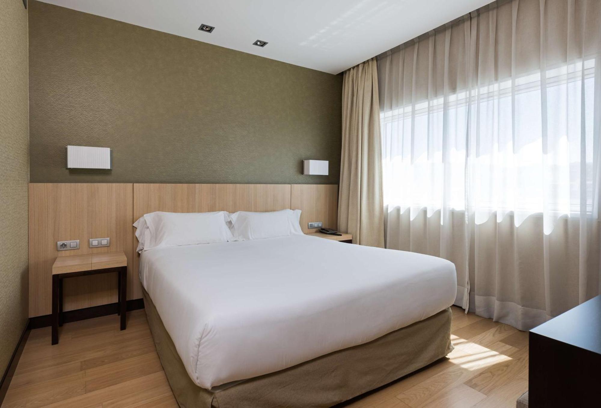 Nh Madrid Ribera Del Manzanares Otel Dış mekan fotoğraf